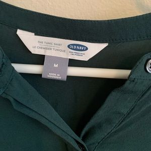 Hunter green, long sleeved tunic